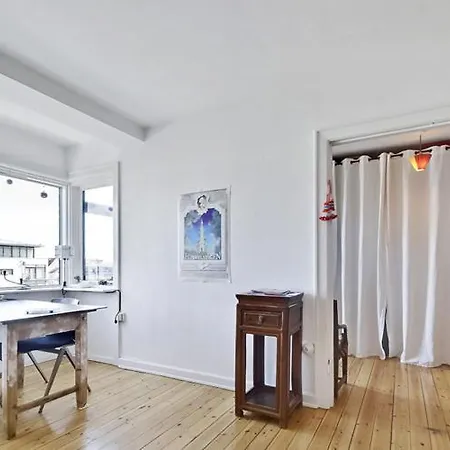 Apartment Stille Og Hyggelig